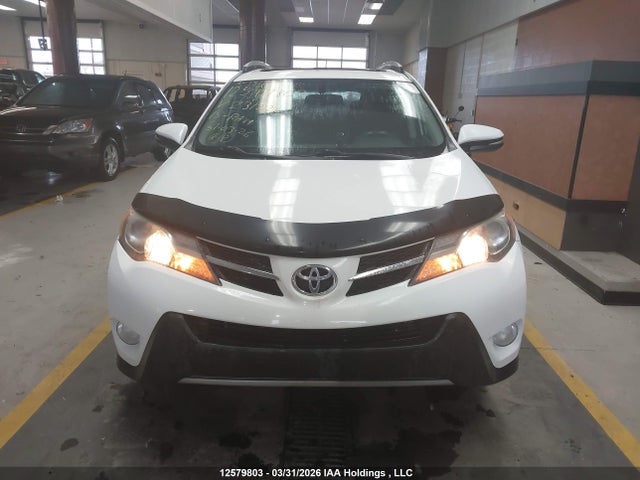 12579803 :رقم المزاد ، 2T3RFREV2FW231226 vin ، 2015 Toyota Rav4 مزاد بيع