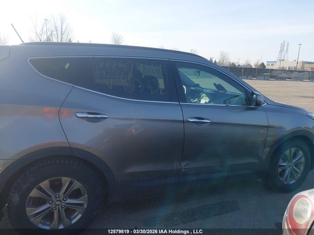 2014 Hyundai Santa Fe მანქანა იყიდება აუქციონზე, vin: 5XYZU3LB8EG153432, აუქციონის ნომერი: 12579819