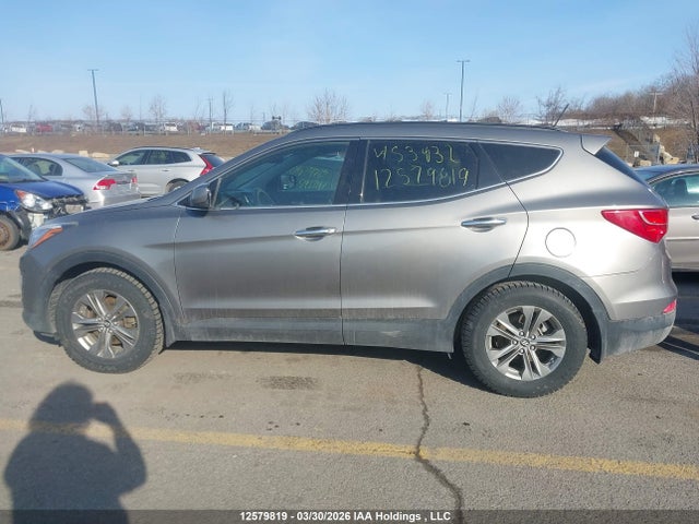 2014 Hyundai Santa Fe მანქანა იყიდება აუქციონზე, vin: 5XYZU3LB8EG153432, აუქციონის ნომერი: 12579819