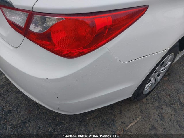 12579833 :رقم المزاد ، 5NPEB4AC9DH802037 vin ، 2013 Hyundai Sonata Gl مزاد بيع