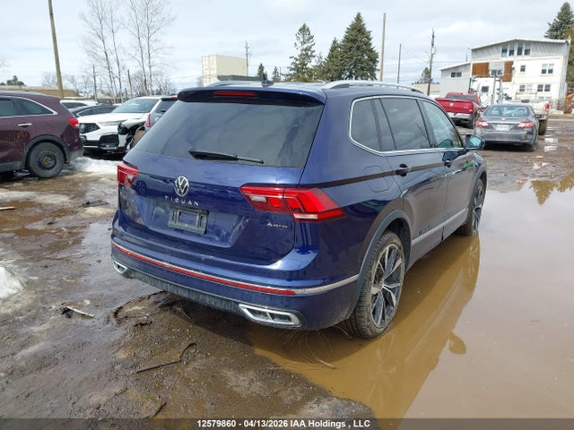 3VV4B7AX0NM141916 Volkswagen Tiguan