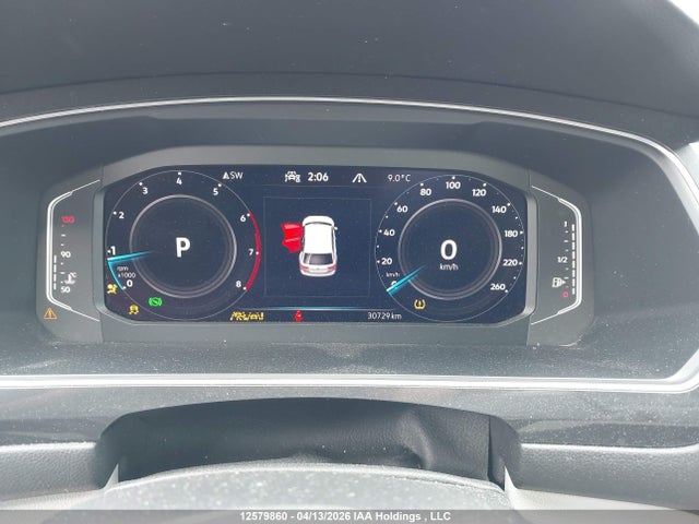 3VV4B7AX0NM141916 Volkswagen Tiguan