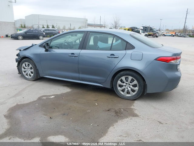 12579887 :رقم المزاد ، 5YFBPMBE7MP211163 vin ، 2021 Toyota Corolla Le مزاد بيع