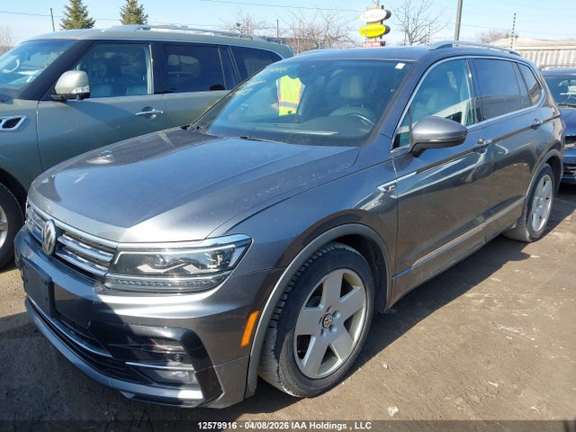 12579916 :رقم المزاد ، 3VV4B7AX8JM199153 vin ، 2018 Volkswagen Tiguan Sel Premium مزاد بيع