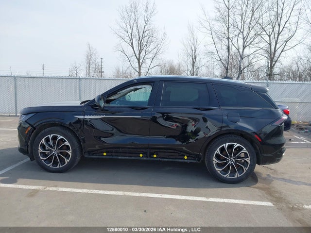 Lincoln Nautilus 2025 5LMPJ8KA9SJ942490 Image 14