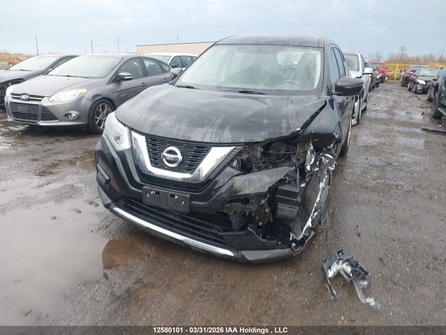 2017 Nissan Rogue S/sv მანქანა იყიდება აუქციონზე, vin: 5N1AT2MT6HC769684, აუქციონის ნომერი: 12580101