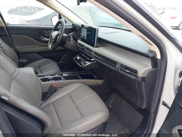 5LMCJ1DA3RUL13691 Lincoln Corsair Premiere