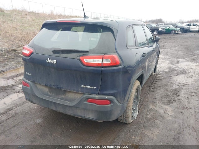 1C4PJMAB1FW630022 Jeep Cherokee