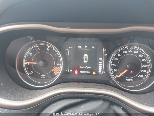 1C4PJMAB1FW630022 Jeep Cherokee
