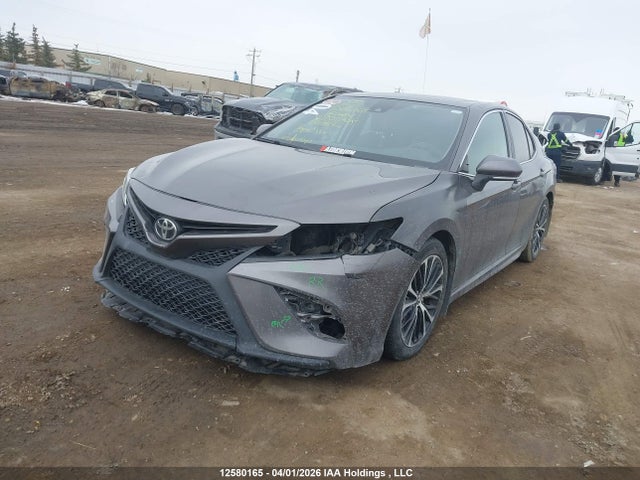 4T1B11HK1JU532705 Toyota CAMRY SE