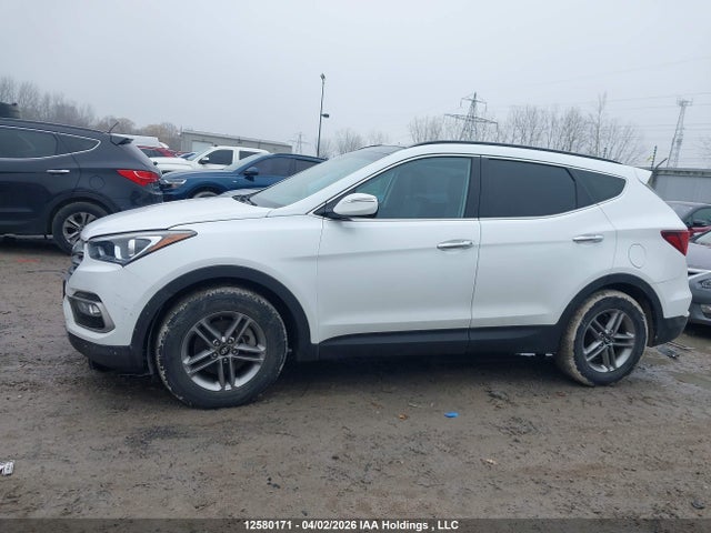5XYZUDLBXHG482174 Hyundai Santa Fe Sport 2.4 Se
