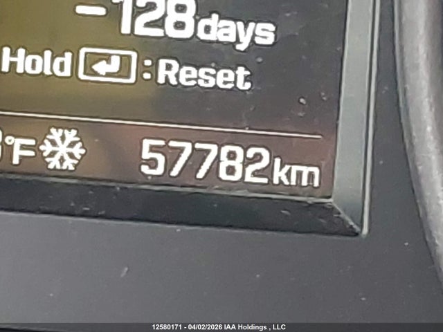 5XYZUDLBXHG482174 Hyundai Santa Fe Sport 2.4 Se