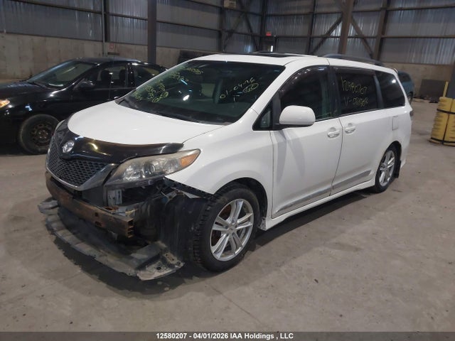 2011 Toyota Sienna Sport მანქანა იყიდება აუქციონზე, vin: 5TDXK3DC9BS034503, აუქციონის ნომერი: 12580207