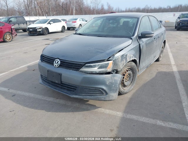 3VW2K7AJ5EM251505 Volkswagen Jetta 2.0l Trendline+