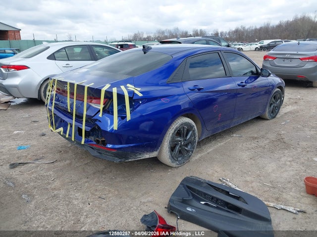 KMHLM4AG6MU077910 Hyundai Elantra Preferred Ivt