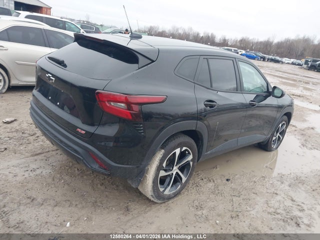 KL77LGE2XSC316576 Chevrolet Trax