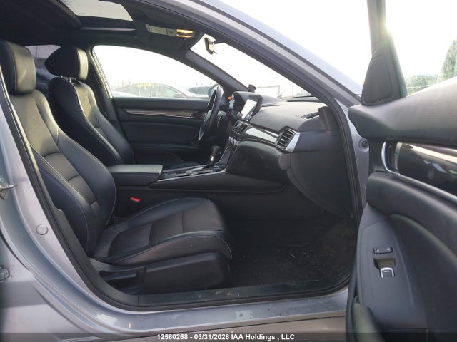 1HGCV1F31JA807582 Honda Accord
