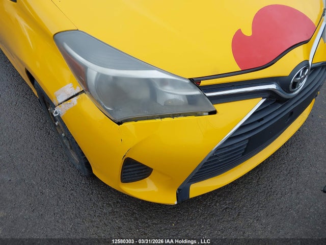 VNKJTUD31FA018279 Toyota Yaris Ce