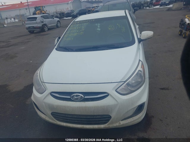 KMHCT5AE0FU221624 Hyundai ACCENT GS