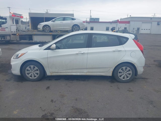 KMHCT5AE0FU221624 Hyundai ACCENT GS