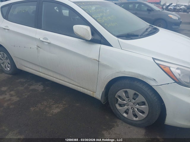 KMHCT5AE0FU221624 Hyundai ACCENT GS
