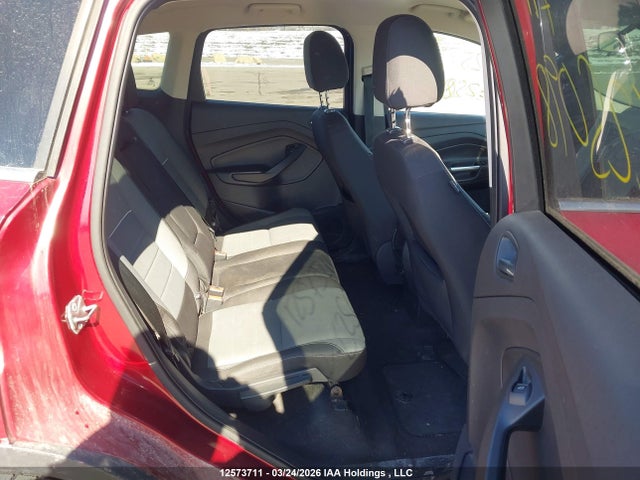 2014 Ford Escape Se მანქანა იყიდება აუქციონზე, vin: 1FMCU0GX4EUC25098, აუქციონის ნომერი: 12573711