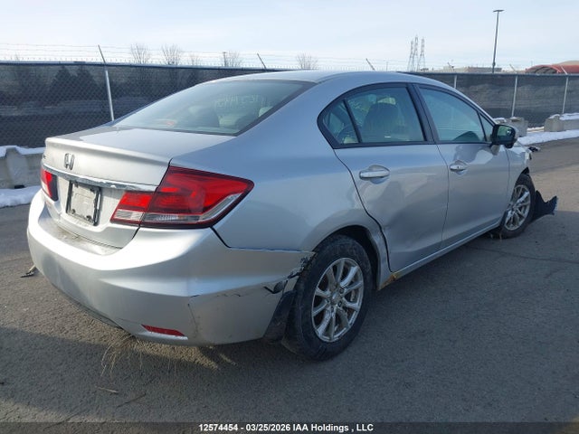 Продажа на аукционе авто 2015 Honda Civic Ex, vin: 2HGFB2F50FH018930, номер лота: 12574454