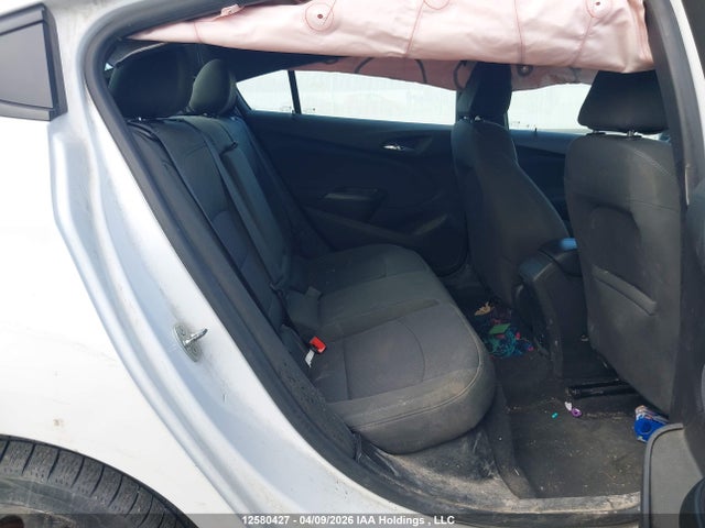 Chevrolet Cruze 2018 1G1BE5SM9J7115706 Image 8