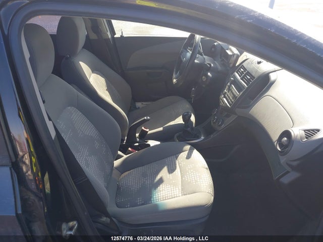 2012 Chevrolet Sonic Ls მანქანა იყიდება აუქციონზე, vin: 1G1JB6EH7C4101235, აუქციონის ნომერი: 12574776