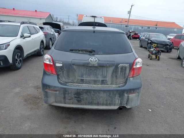 12564726 :رقم المزاد ، 2T1KU4EE7AC278314 vin ، 2010 Toyota Matrix مزاد بيع