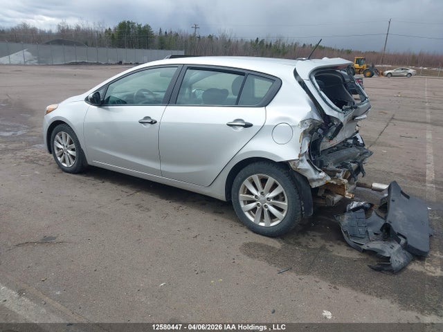 12580447 :رقم المزاد ، KNAFK5A83F5427283 vin ، 2015 Kia Forte 2.0l Lx+ مزاد بيع