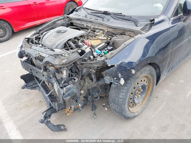 3MZBM1V75EM123819 Mazda Mazda3 Gs-sky