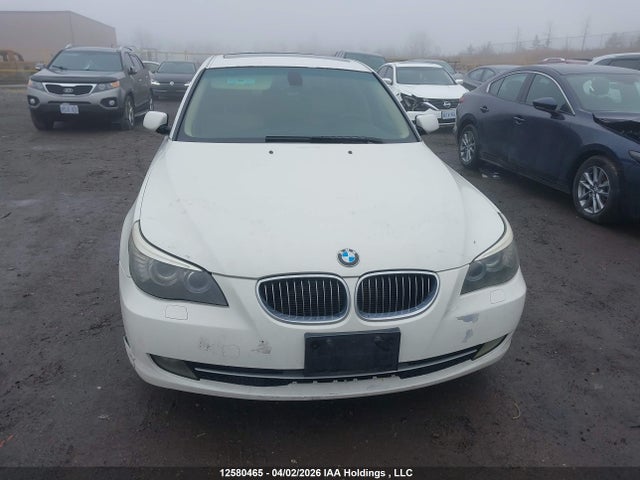 12580465 :رقم المزاد ، WBANU53599C121567 vin ، 2009 Bmw 528i مزاد بيع