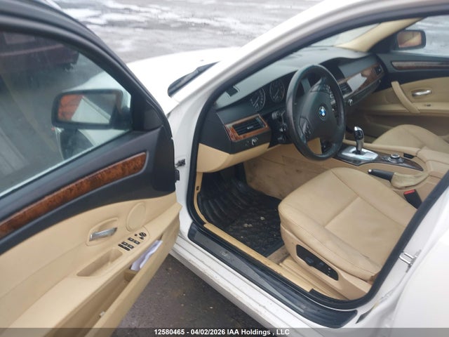 12580465 :رقم المزاد ، WBANU53599C121567 vin ، 2009 Bmw 528i مزاد بيع