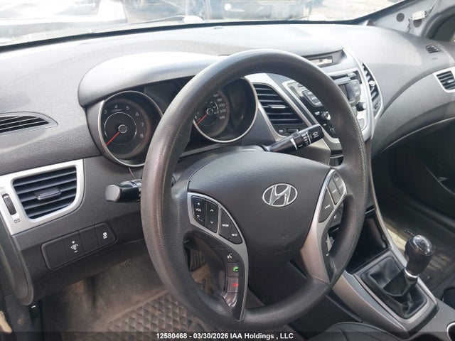 5NPDH4AE8GH675815 Hyundai ELANTRA GL