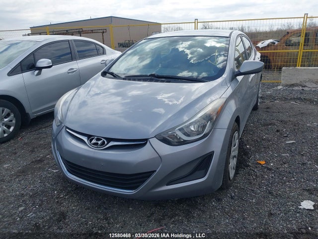 5NPDH4AE8GH675815 Hyundai ELANTRA GL