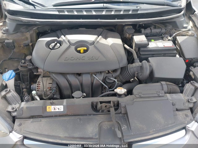 5NPDH4AE8GH675815 Hyundai ELANTRA GL