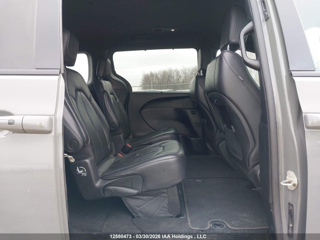 2C4RC3BG0NR127113 Chrysler Pacifica Touring L