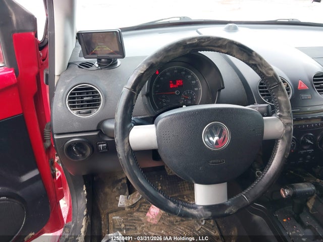Продажа на аукционе авто 2010 Volkswagen New Beetle 2.5l, vin: 3VWRW3AL4AM010073, номер лота: 12580491