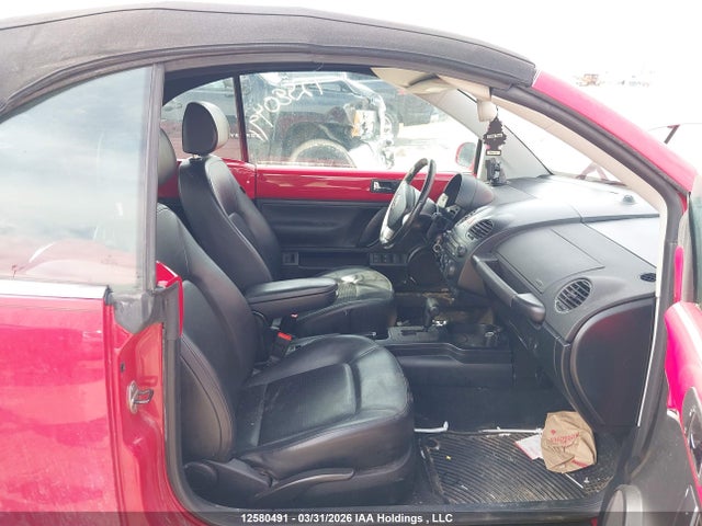 Продажа на аукционе авто 2010 Volkswagen New Beetle 2.5l, vin: 3VWRW3AL4AM010073, номер лота: 12580491
