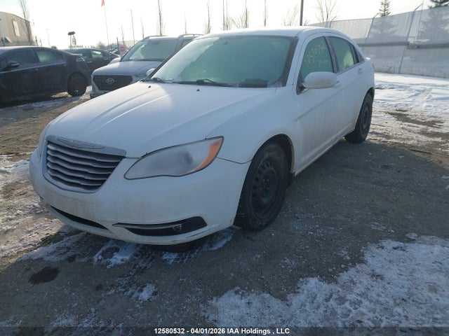 2011 Chrysler 200 Touring მანქანა იყიდება აუქციონზე, vin: 1C3BC1FG5BN579636, აუქციონის ნომერი: 12580532