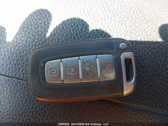Продажа на аукционе авто 2011 Kia Sorento Lx V6, vin: 5XYKTDA21BG078887, номер лота: 12580538