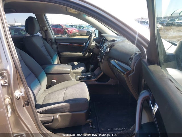 Продажа на аукционе авто 2011 Kia Sorento Lx V6, vin: 5XYKTDA21BG078887, номер лота: 12580538