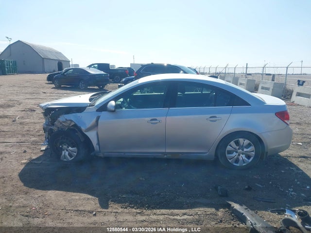 1G1PC5SBXF7255233 Chevrolet CRUZE LT