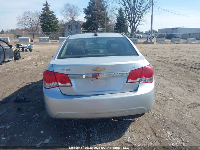 1G1PC5SBXF7255233 Chevrolet CRUZE LT
