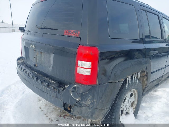 1C4NJPAB1GD800059 Jeep Patriot Sport/north