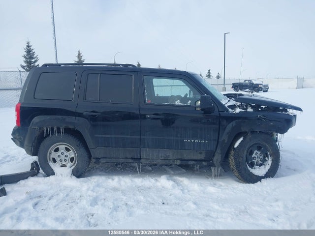1C4NJPAB1GD800059 Jeep Patriot Sport/north