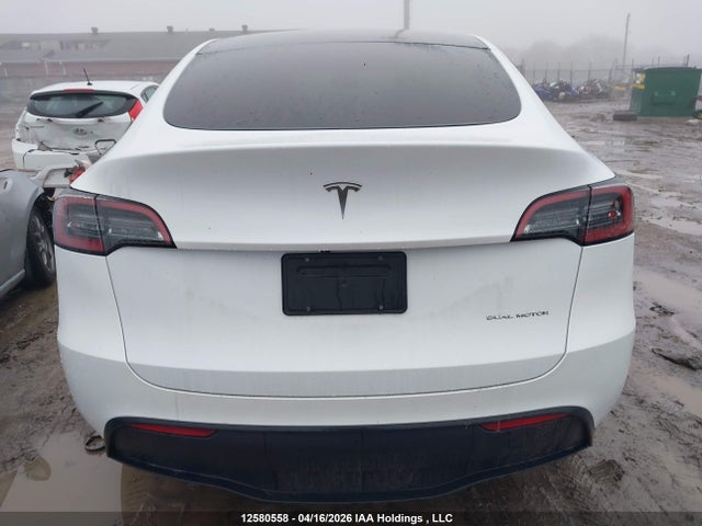 12580558 :رقم المزاد ، 7SAYGDEE2PF773531 vin ، 2023 Tesla Model Y مزاد بيع