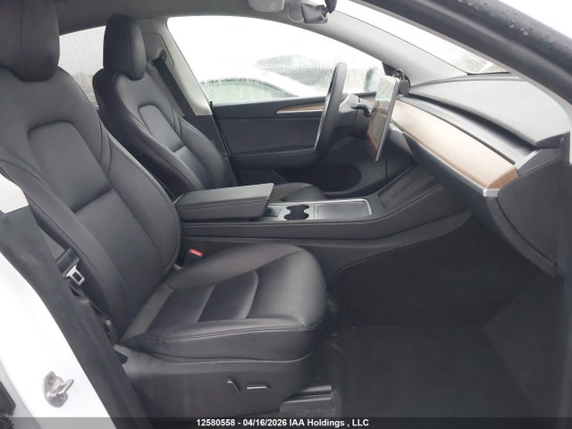 12580558 :رقم المزاد ، 7SAYGDEE2PF773531 vin ، 2023 Tesla Model Y مزاد بيع
