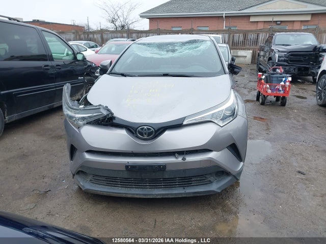 2018 Toyota C-hr Xle მანქანა იყიდება აუქციონზე, vin: NMTKHMBX9JR019212, აუქციონის ნომერი: 12580564
